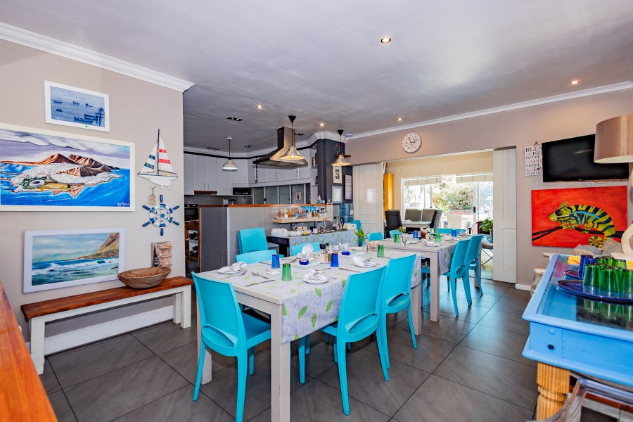 13 Bedroom Property for Sale in Sunset Beach Western Cape